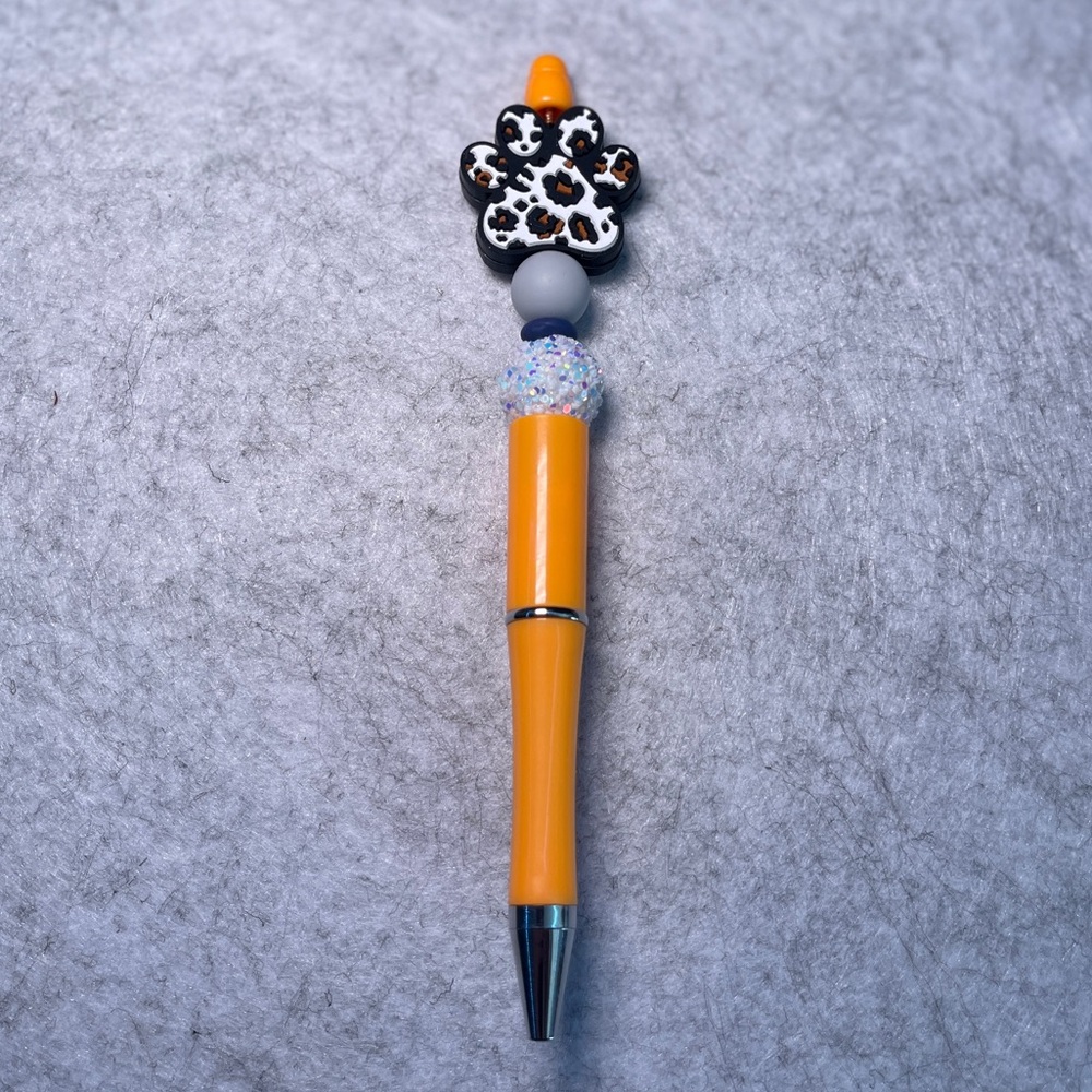 Handmade pen come with 3 refills
